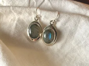 Labradorite Medea Earrings - Oval